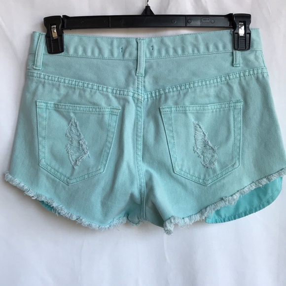 Forever 21 mint distressed shorts, size 29 - Picture 4 of 10